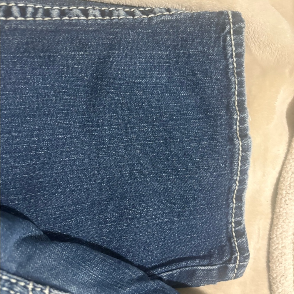Silver Jeans Women's Boot Cut in Deep Blue